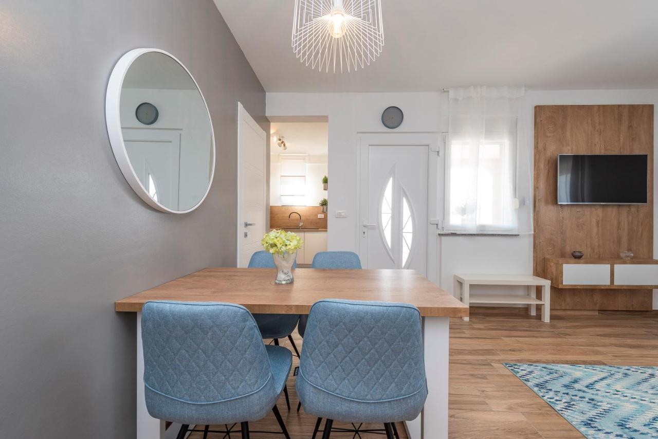 Luxury Apartments - La Vir 5& 6 Dış mekan fotoğraf