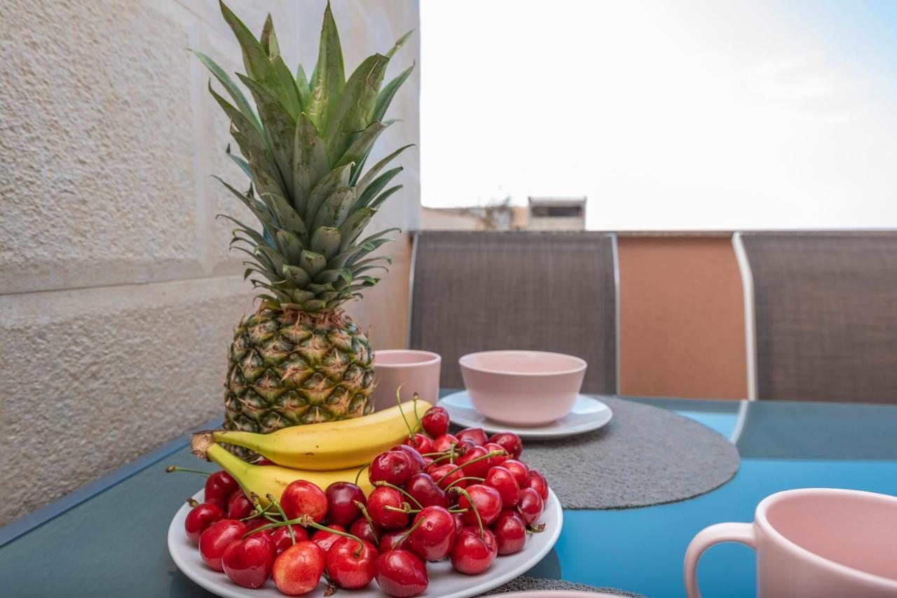 Luxury Apartments - La Vir 5& 6 Dış mekan fotoğraf