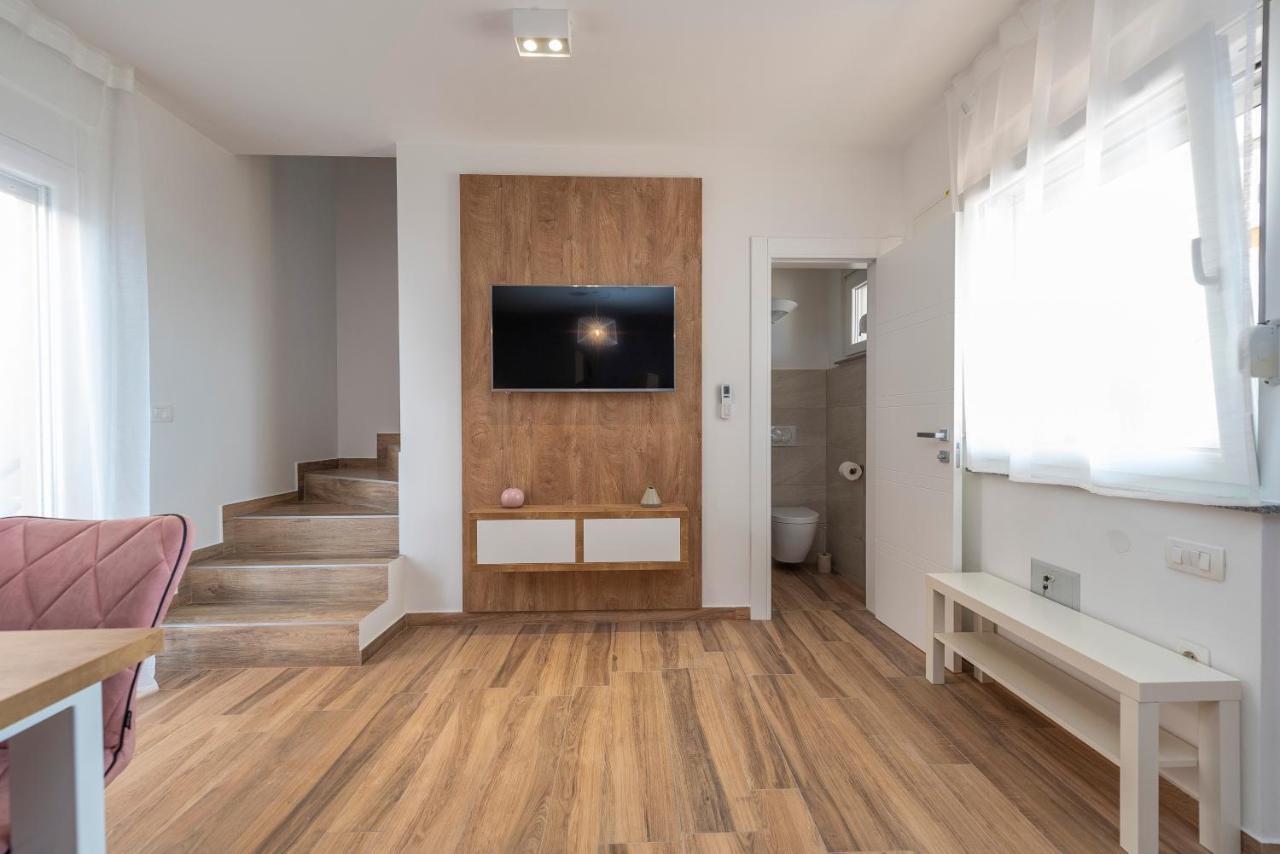 Luxury Apartments - La Vir 5& 6 Dış mekan fotoğraf
